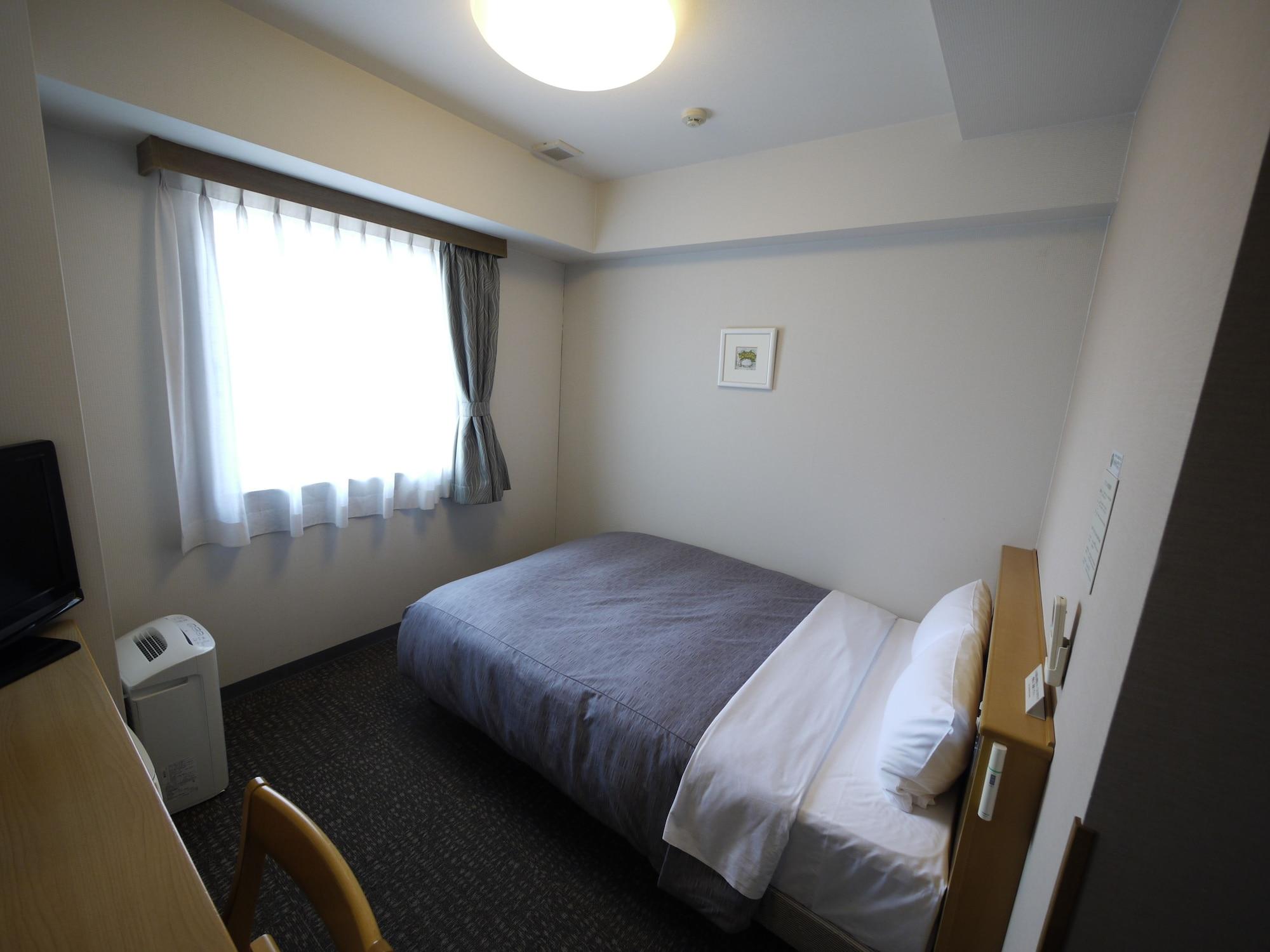 Hotel Route-Inn Oita Ekimae Екстер'єр фото
