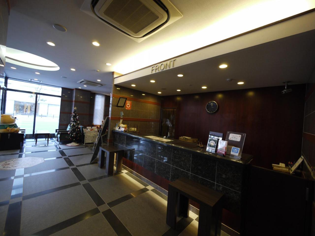 Hotel Route-Inn Oita Ekimae Екстер'єр фото