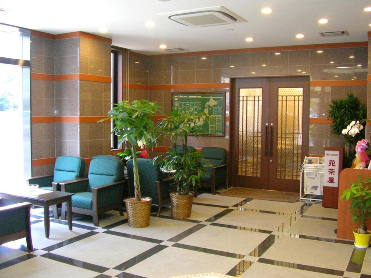 Hotel Route-Inn Oita Ekimae Екстер'єр фото